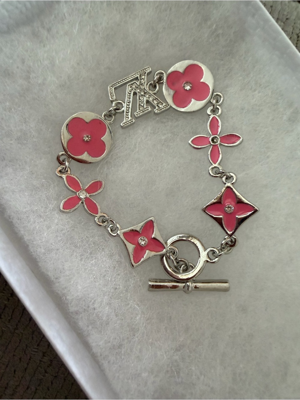 Fashion Jewelry Pink Floral Charm Bracelet with Silver Accents